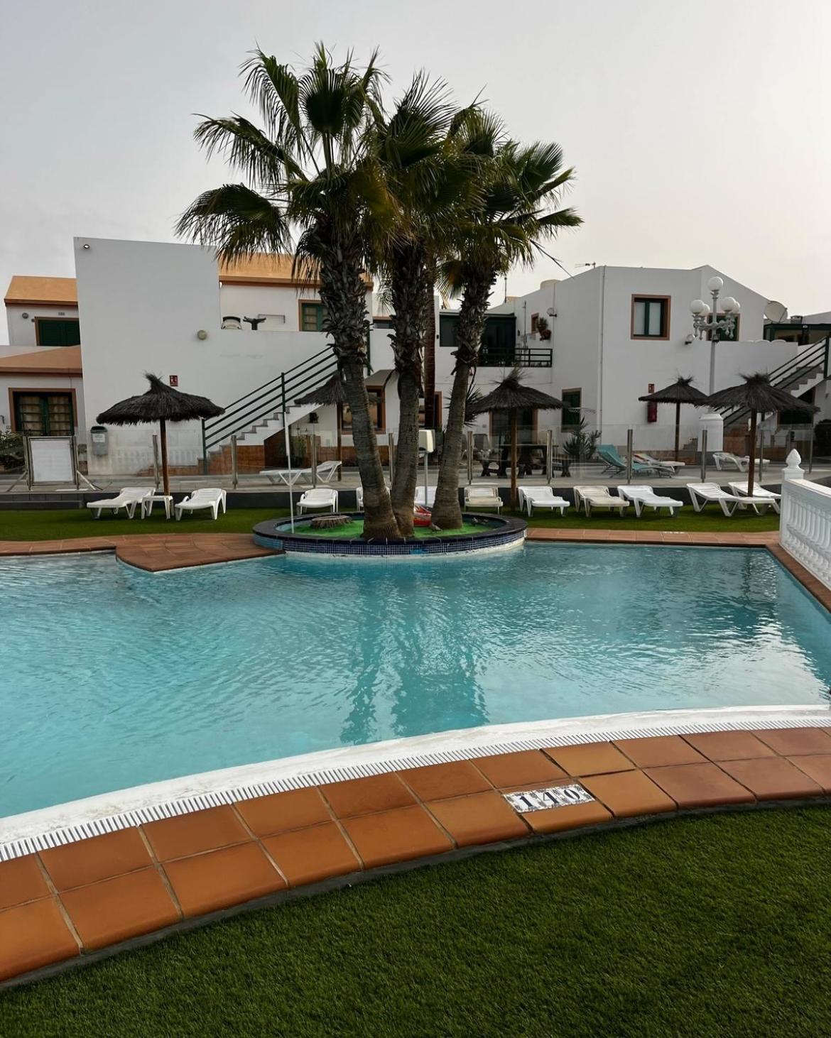 Cozy Apartment In Centric Area At Caleta De Fuste With Air Conditioner Eksteriør billede